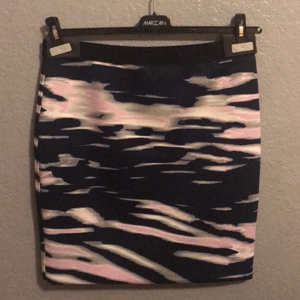 MarcCain navy/pink skirt. Size 4